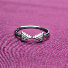 Triangle Bow 925 Sterling Silver Ring