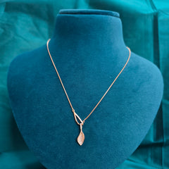 925 Sterling Silver Rose-Gold Leaf Shine Necklace