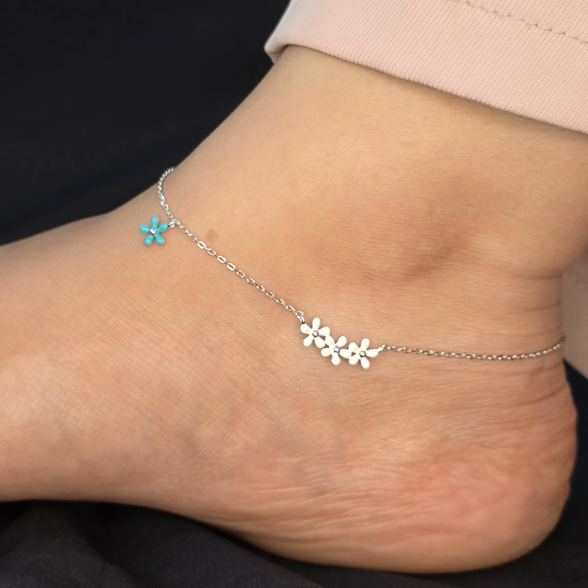 925 Sterling Silver Enamel Blue & White Daisy Anklet