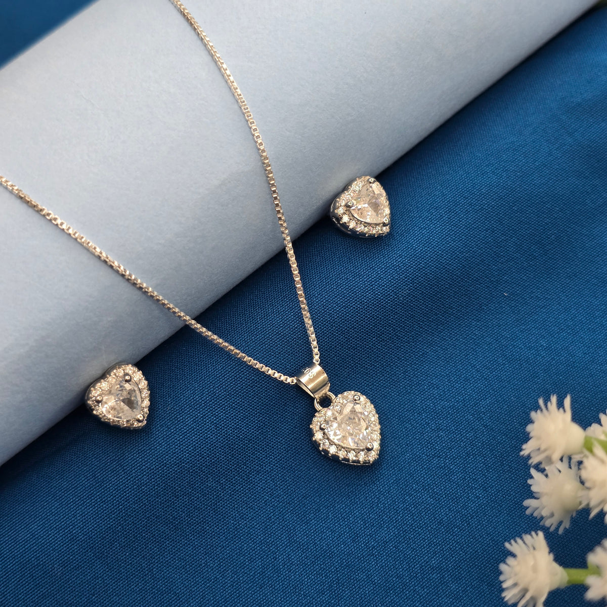 925 Sterling Silver Halo Heart Elegance Set