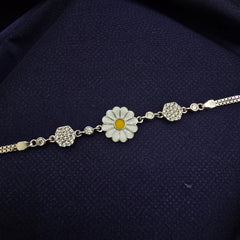 925 Sterling Silver Elegant Daisy Bracelet