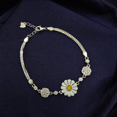 925 Sterling Silver Elegant Daisy Bracelet