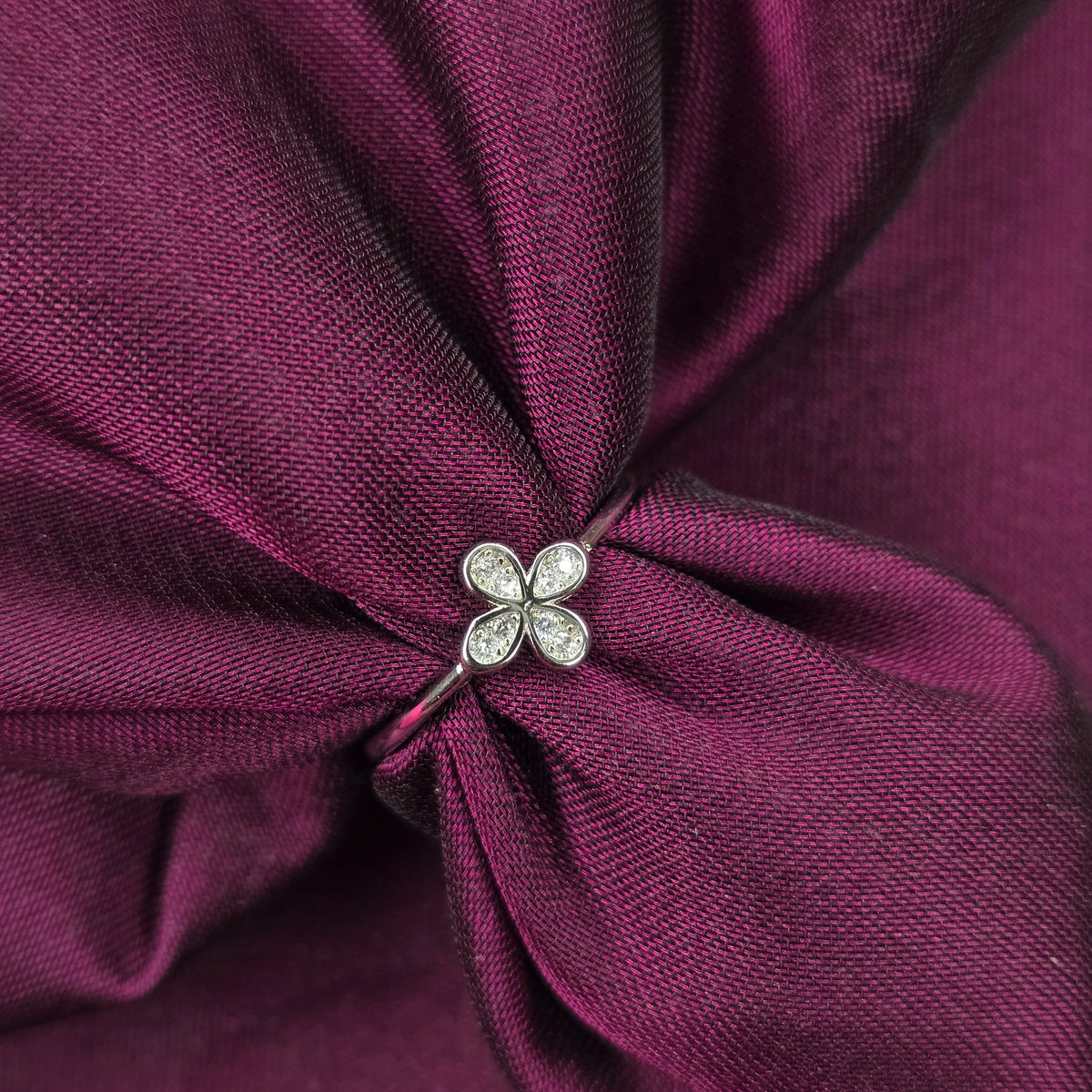 925 Sterling Silver Minimal Floral Ring