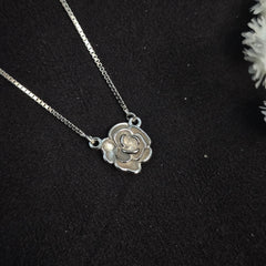 925 Sterling Silver Delicate Rose Blossom Necklace