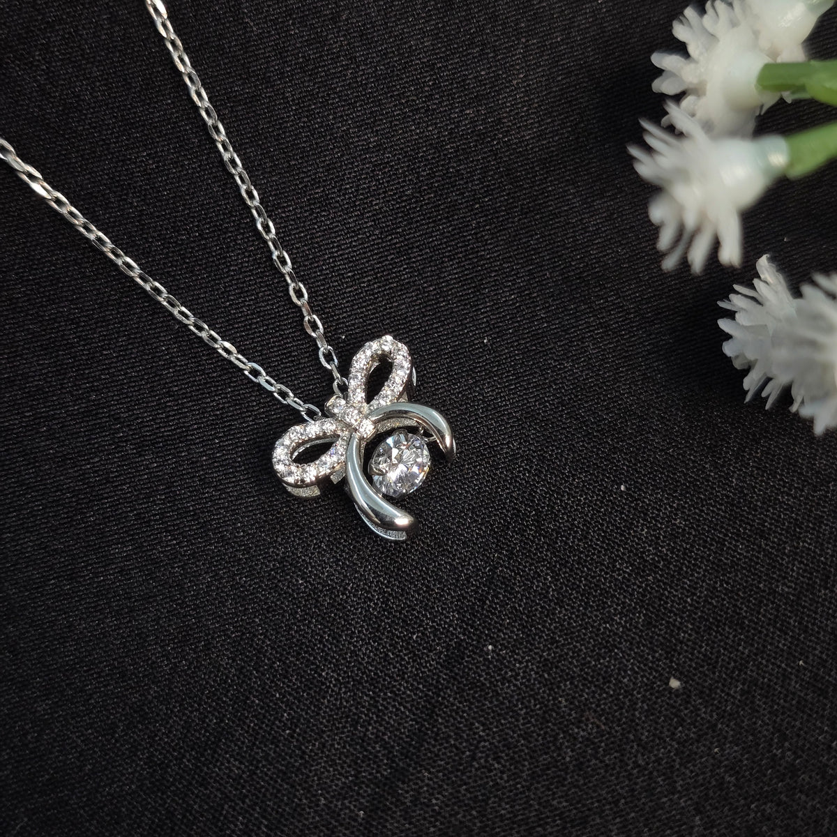 925 Sterling Silver Cute Dancing Diamond Bow Necklace