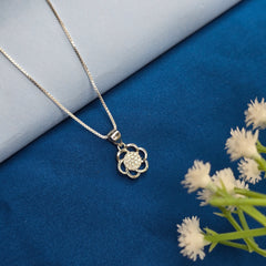 925 Sterling Silver Delicate Flower Pendant Set